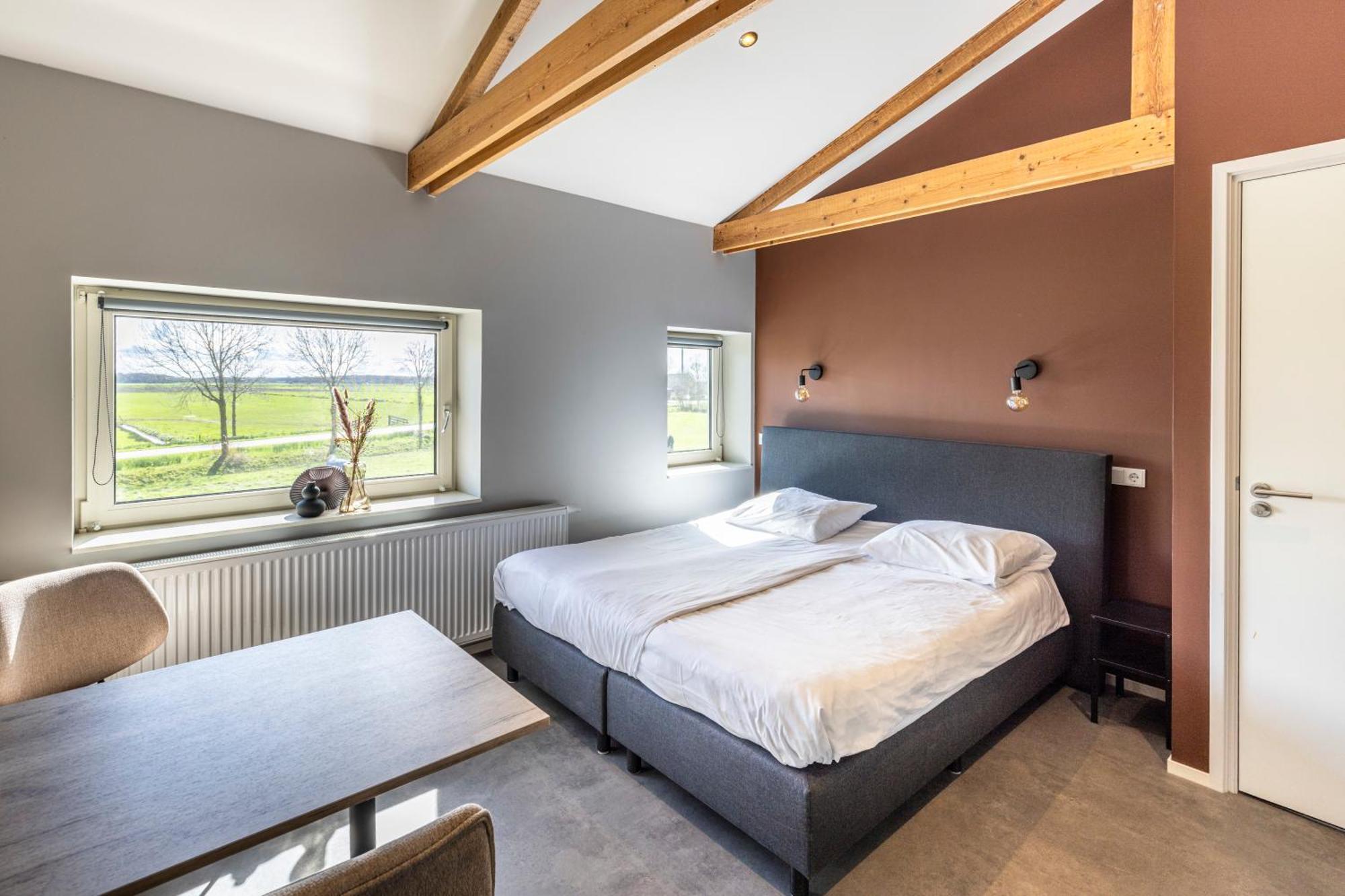 Weeruusz Bed & Breakfast Kolderwolde Ngoại thất bức ảnh