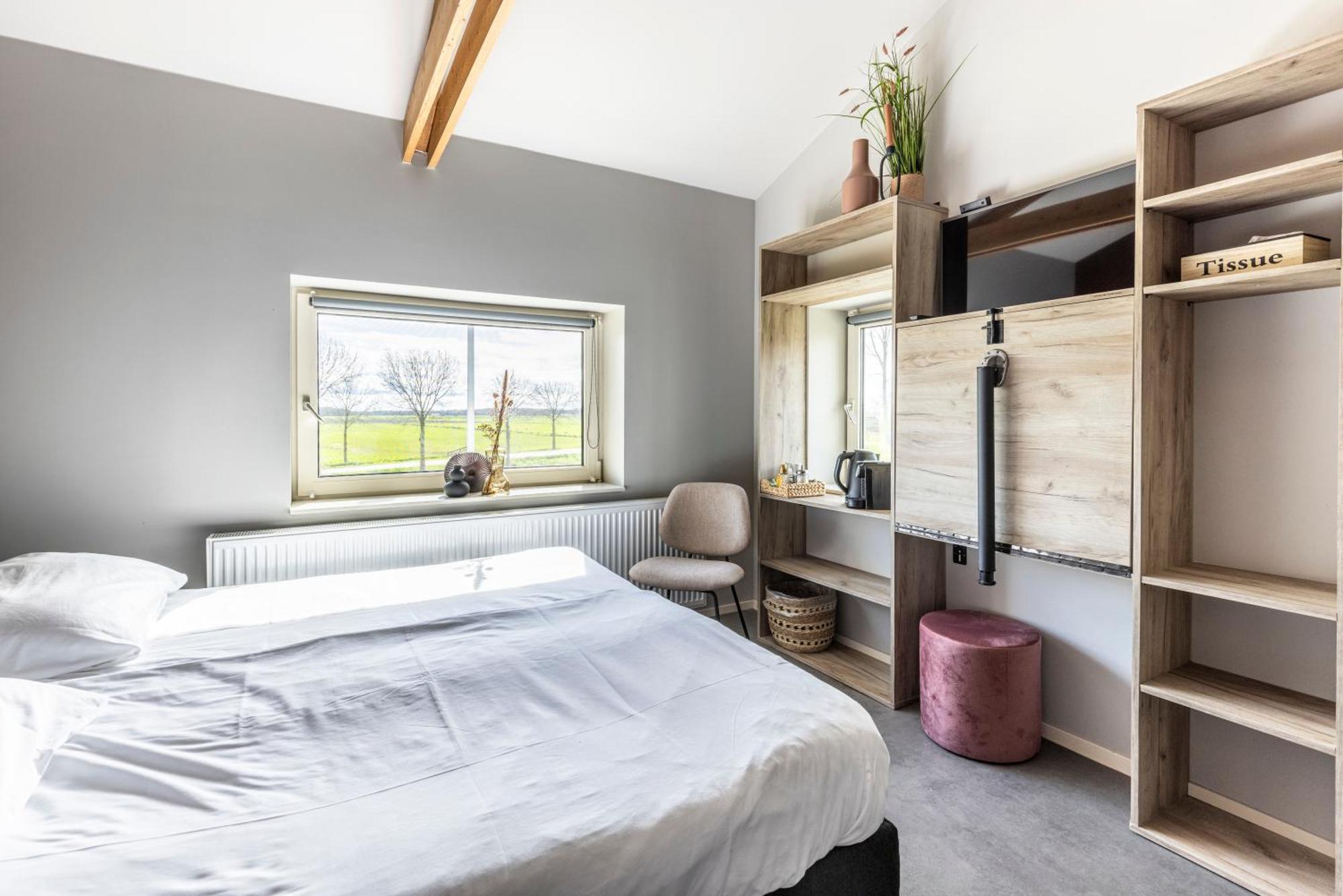 Weeruusz Bed & Breakfast Kolderwolde Ngoại thất bức ảnh