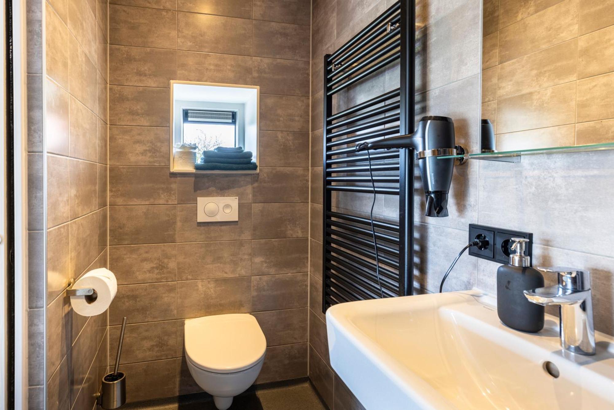 Weeruusz Bed & Breakfast Kolderwolde Ngoại thất bức ảnh
